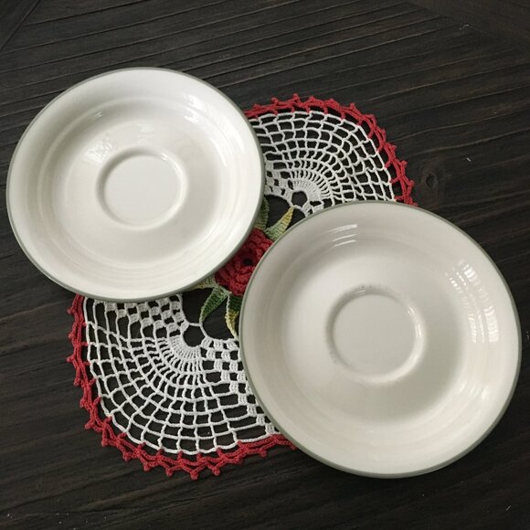 Two Vintage Corelle Corning Made in the USA Sage Green Shadow Rim Saucers - Picture 5 of 9